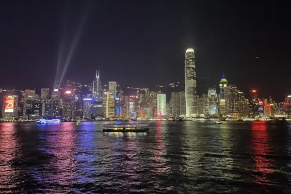 移民 香港（香港移民潮背后的机遇与挑战）.