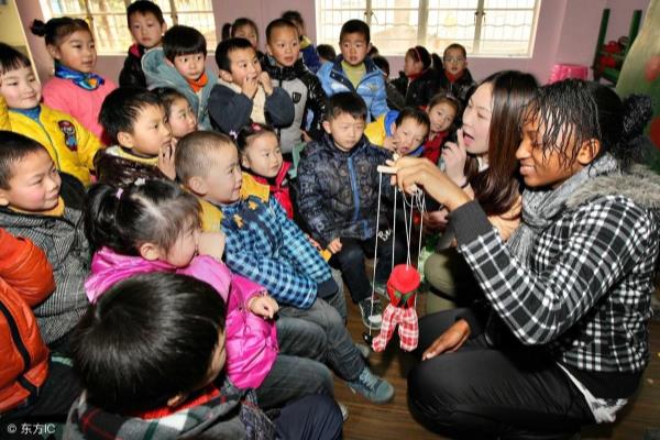 移民了还能领养老金吗（移民了，养老金权益何去何从）.